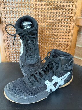 ASICS kids Matflex wrestling shoes